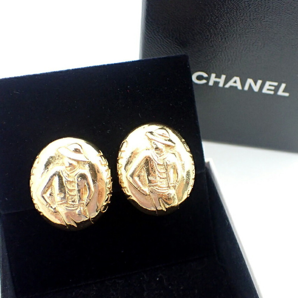 CHANEL Authentic Gold Earrings - Picture 5 of 11
